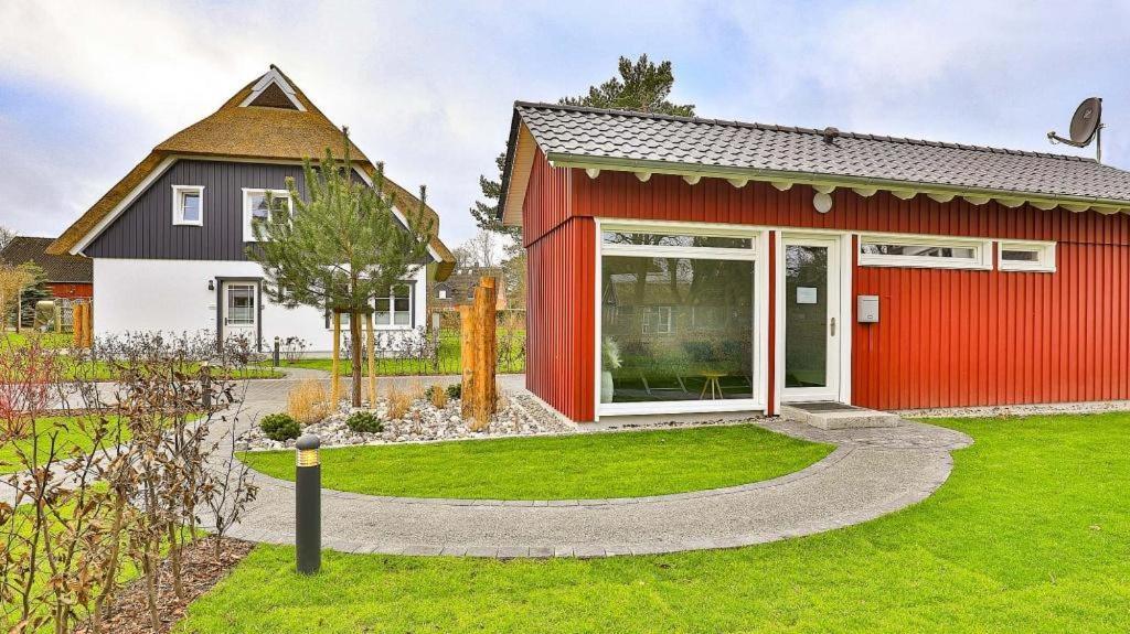 Traumgarten Haus Kleine Auszeit Prerow Exterior foto